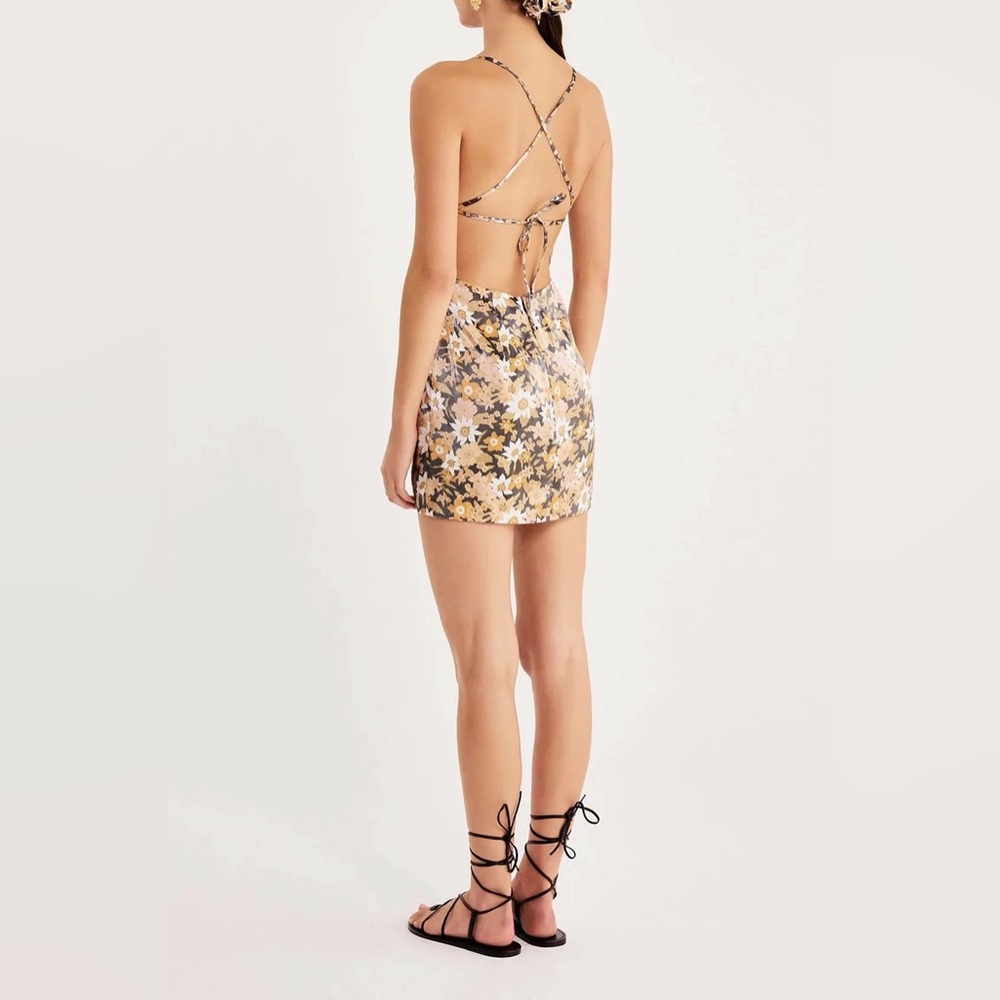 NWT Rumer Paloma Floral Ruched Mini Dress - Picture 9 of 10